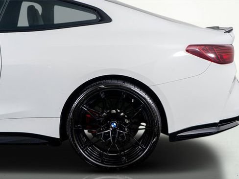 صورة السيارة