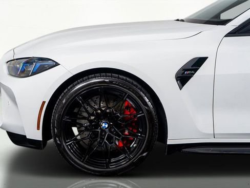 صورة السيارة