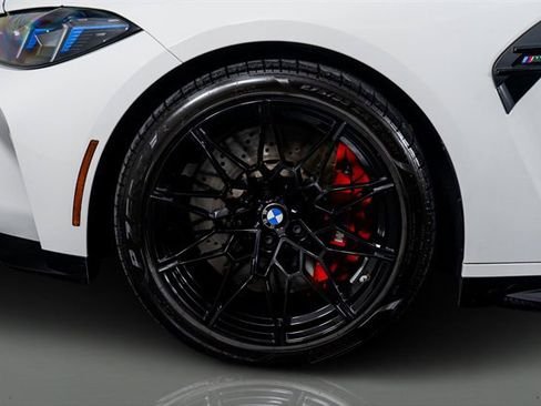 صورة السيارة