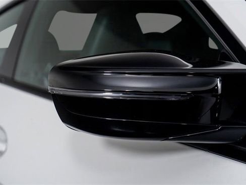 صورة السيارة