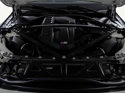 صورة السيارة