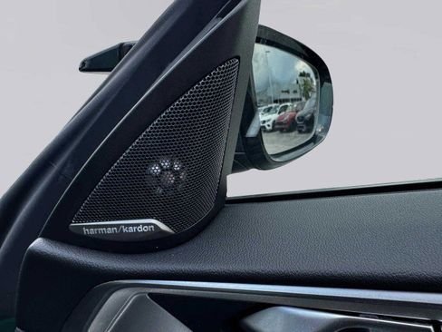 صورة السيارة