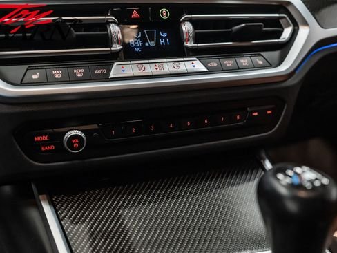 صورة السيارة