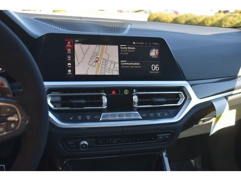 صورة السيارة