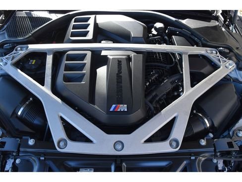 صورة السيارة