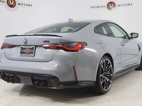 صورة السيارة