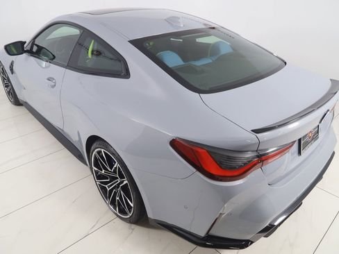 صورة السيارة