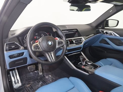 صورة السيارة