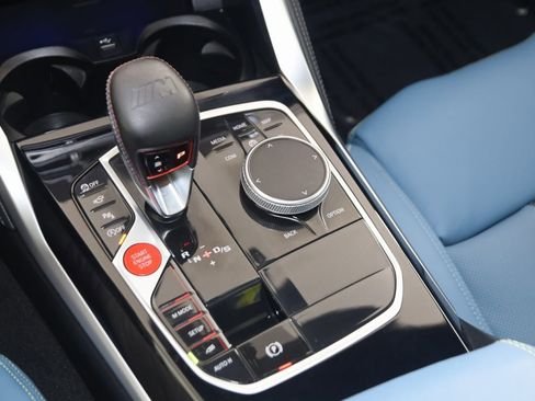 صورة السيارة