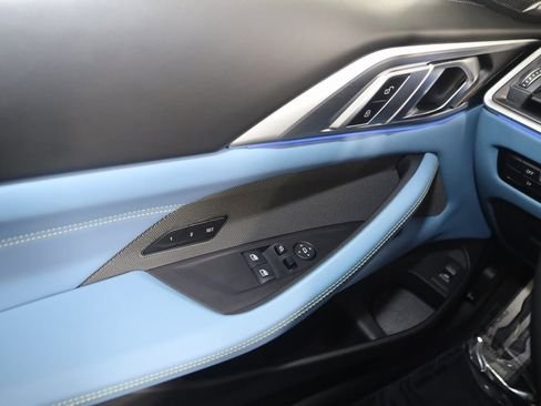 صورة السيارة