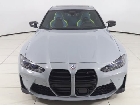 صورة السيارة