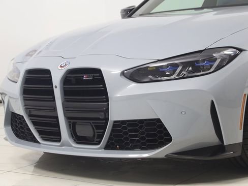 صورة السيارة