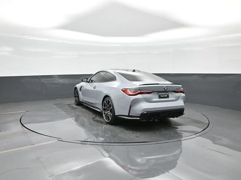 صورة السيارة