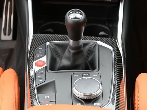 صورة السيارة