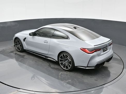 صورة السيارة