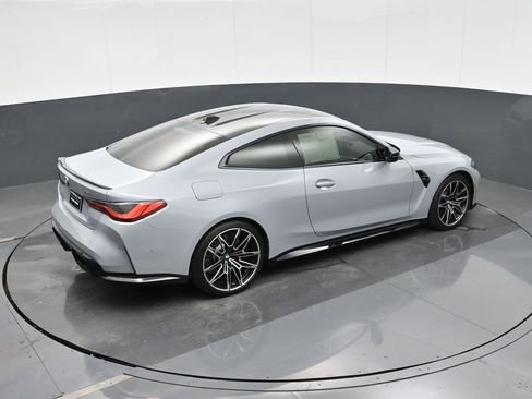 صورة السيارة