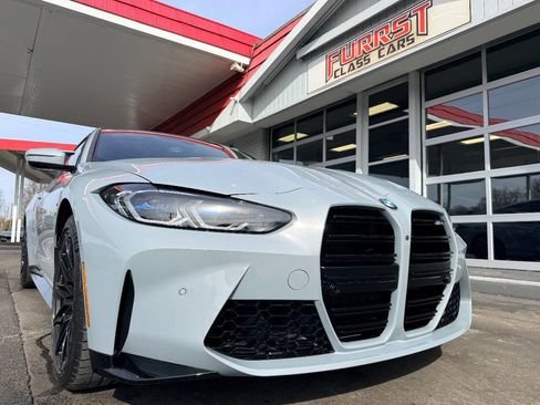 صورة السيارة