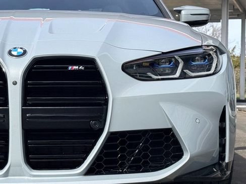 صورة السيارة