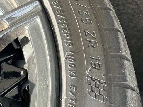 صورة السيارة