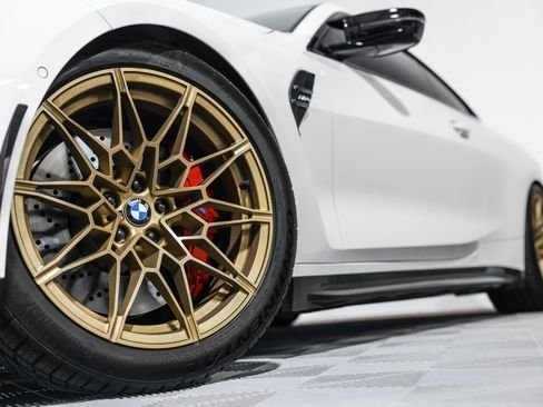 صورة السيارة