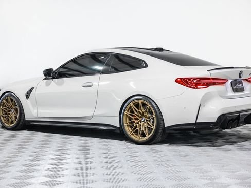 صورة السيارة