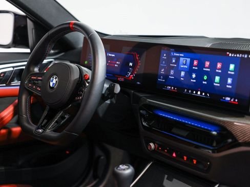 صورة السيارة