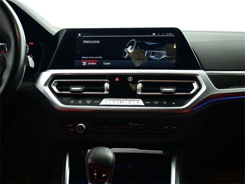 صورة السيارة