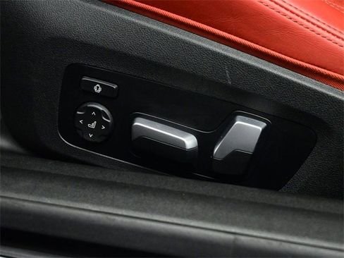 صورة السيارة