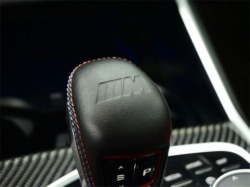 صورة السيارة