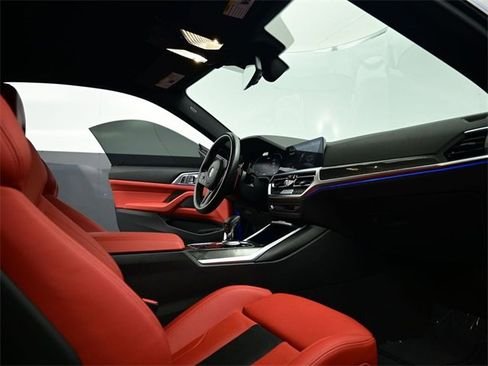 صورة السيارة