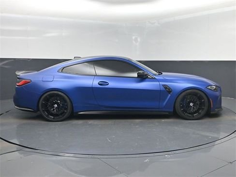 صورة السيارة