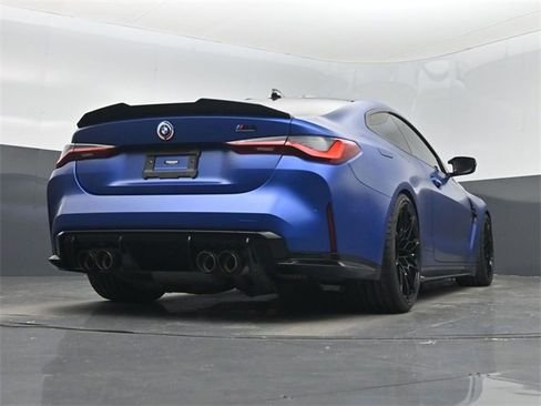 صورة السيارة