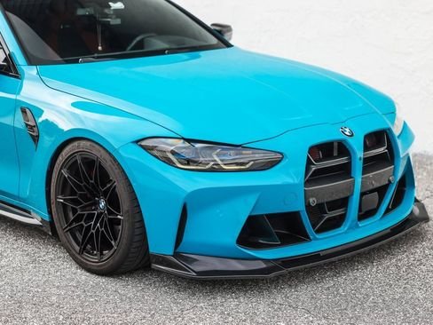 صورة السيارة