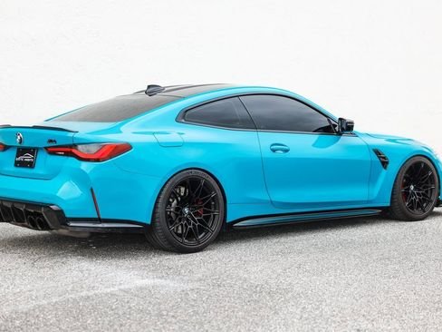 صورة السيارة