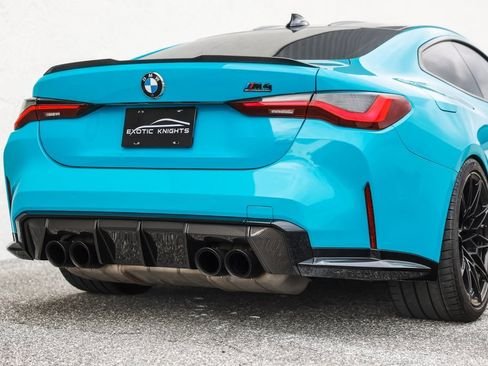 صورة السيارة