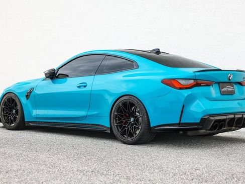 صورة السيارة