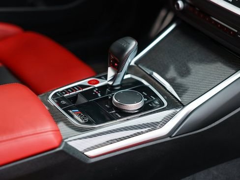 صورة السيارة