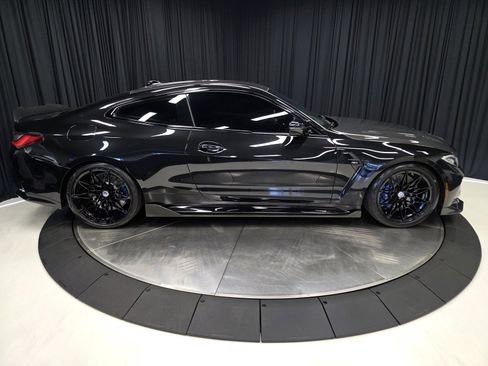 صورة السيارة