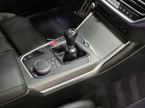 صورة السيارة