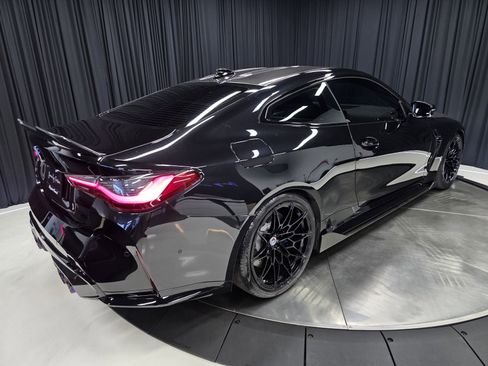 صورة السيارة