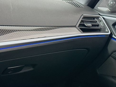 صورة السيارة