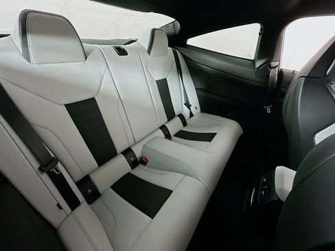 صورة السيارة