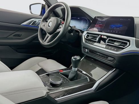 صورة السيارة