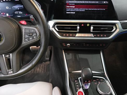 صورة السيارة