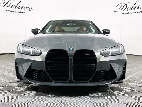 صورة السيارة