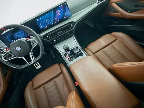 صورة السيارة