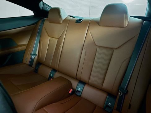 صورة السيارة