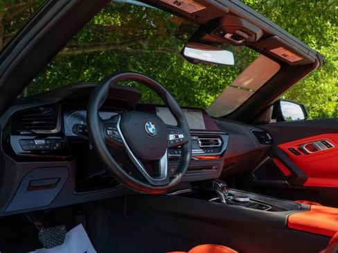 صورة السيارة