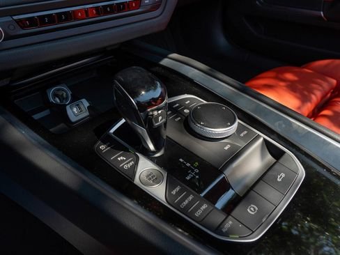 صورة السيارة