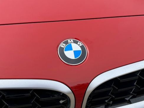 صورة السيارة